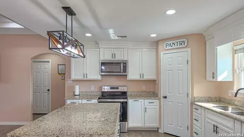 120 Spring View Dr, Eagle Pass, TX 78852 photo 14