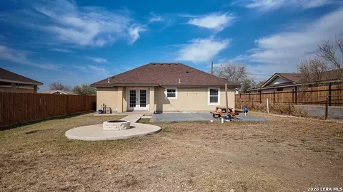 120 Spring View Dr, Eagle Pass, TX 78852 photo 40