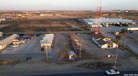 2292 N Veterans, Eagle Pass, TX 78852