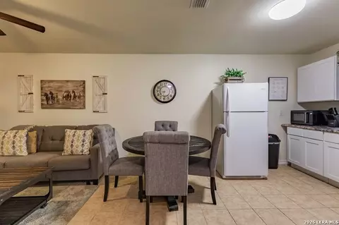 391 Riverside Dr UNIT 4, Eagle Pass, TX 78852 photo 13