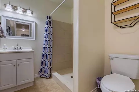 391 Riverside Dr UNIT 4, Eagle Pass, TX 78852 photo 20