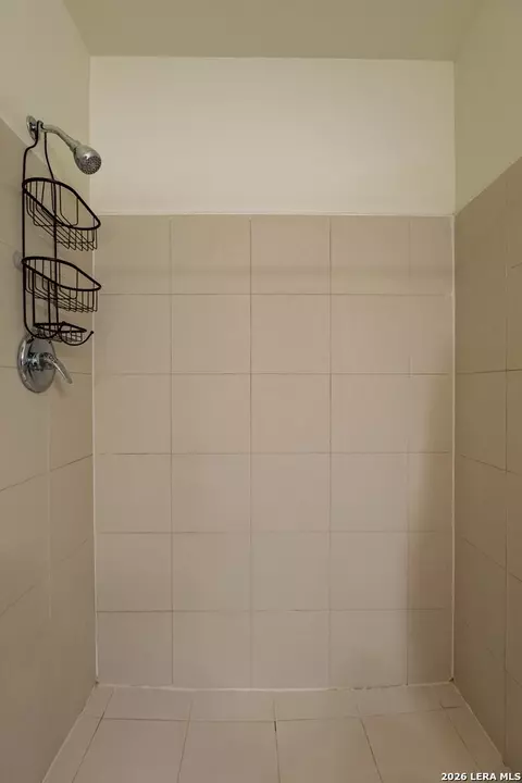 391 Riverside Dr UNIT 4, Eagle Pass, TX 78852 photo 28