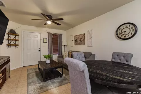 391 Riverside Dr UNIT 4, Eagle Pass, TX 78852 photo 14