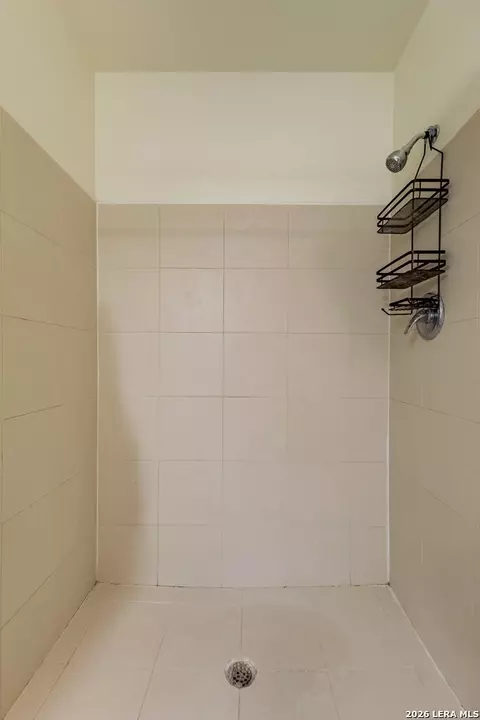391 Riverside Dr UNIT 3, Eagle Pass, TX 78852 photo 28