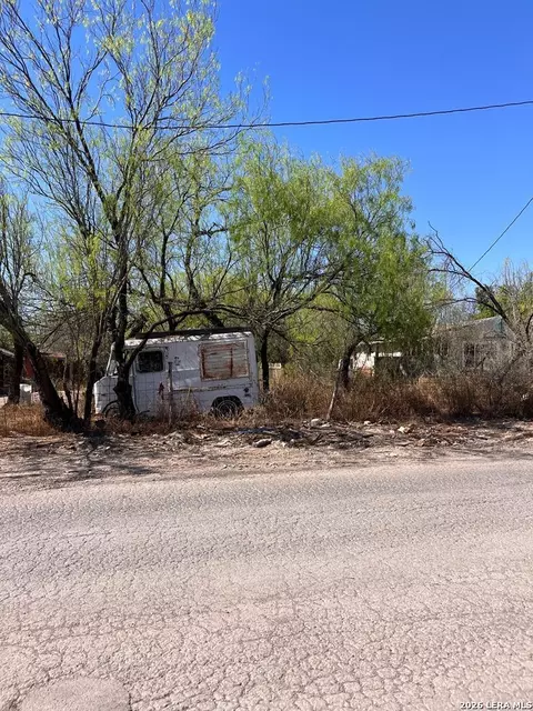 3145 Herradura Dr, Eagle Pass, TX 78852