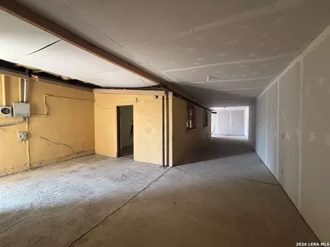Entry Way - 3651 Deer Run Blvd, Eagle Pass, TX 78852 photo 1 of 2