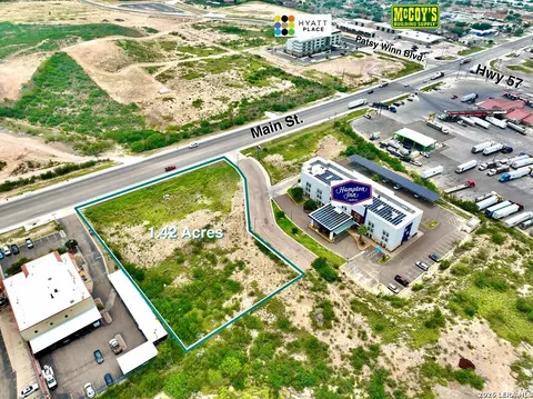 3347 E Main St, Eagle Pass, TX 78852 photo 3