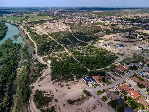1763 Rio Rd, Eagle Pass, TX 78852 photo 4