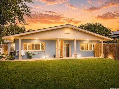 3233 Yucca Loop, Eagle Pass, TX 78852