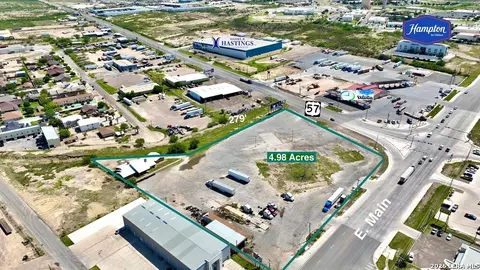 2995 E Main, Eagle Pass, TX 78852 photo 2