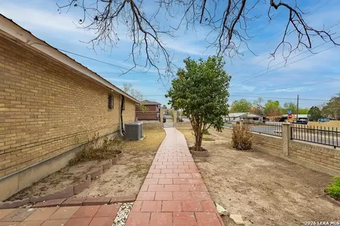 Other - 1815 Willams St, Eagle Pass, TX 78852 photo 3 of 4