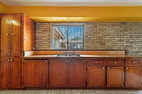 Kitchen - 1815 Willams St, Eagle Pass, TX 78852 photo 2 of 4
