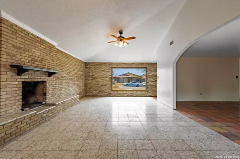 Living - 1815 Willams St, Eagle Pass, TX 78852 photo 3 of 8