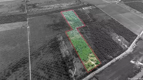 1666 Fm Private Rd 100, Quemado, TX 78877