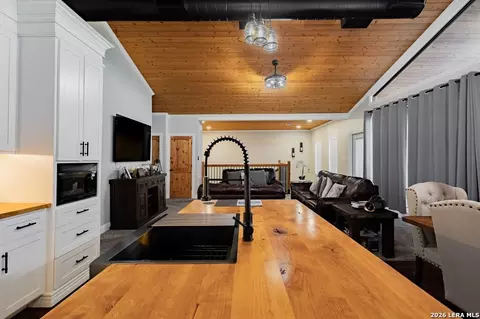 Kitchen - 7328 Fm 1021, Eagle Pass, TX 78852 photo 1 of 11
