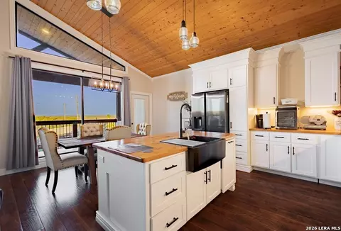 Kitchen - 7328 Fm 1021, Eagle Pass, TX 78852 photo 4 of 11