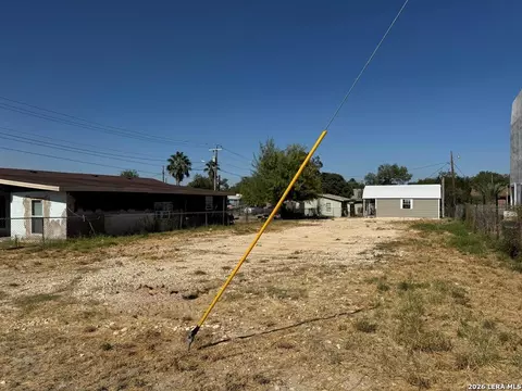 1825 El Indio Hwy, Eagle Pass, TX 78852