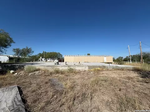 1938 Fm 2030, Eagle Pass, TX 78852