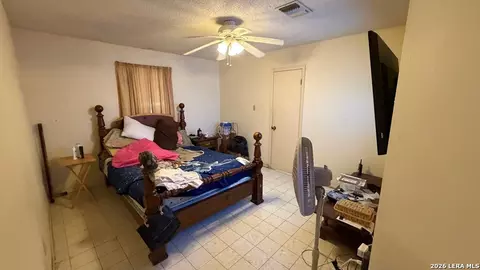 Bedroom - 1558 Eidson Rd, Eagle Pass, TX 78852 photo 1 of 2