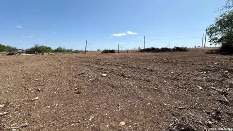 12192 N Us Hwy 277, Eagle Pass, TX 78852