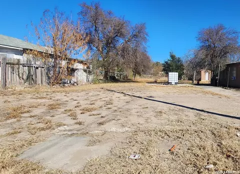 334 Medina St, Eagle Pass, TX 78852