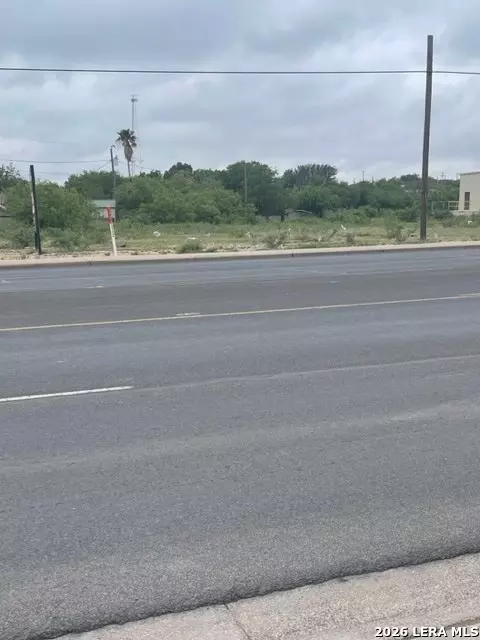 Undisclosed, Eagle Pass, TX 78852 photo 5