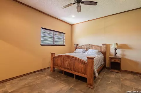 Bedroom - 2476 N Anejo, Eagle Pass, TX 78852 photo 2 of 9