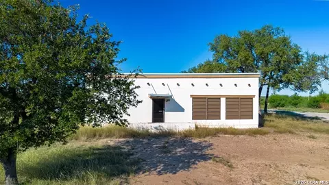 Exterior - 2476 N Anejo, Eagle Pass, TX 78852 photo 2 of 3