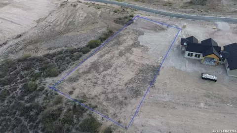 482 Paseo Del Lago, Eagle Pass, TX 78852 photo 8