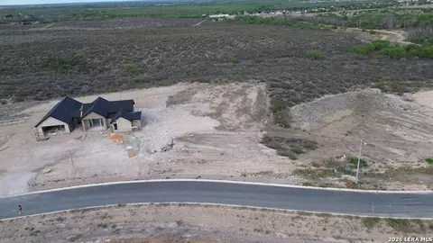482 Paseo Del Lago, Eagle Pass, TX 78852 photo 9