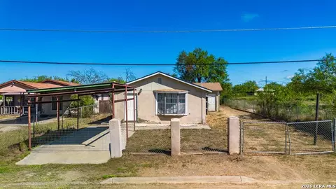 1363 Maria Ester St, Eagle Pass, TX 78852