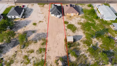 View/Area - 42 Dub Dr, Eagle Pass, TX 78852 photo 2 of 3