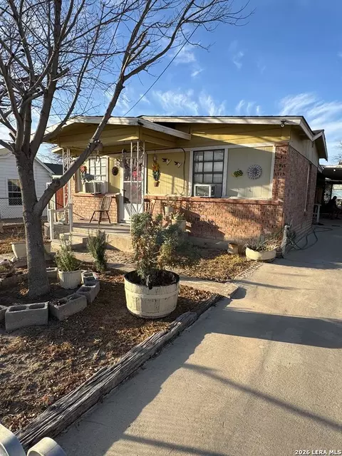 1619 Williams St, Eagle Pass, TX 78852