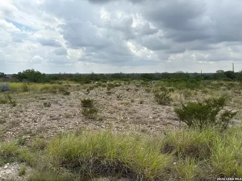 352 Lisa Blvd, Eagle Pass, TX 78852