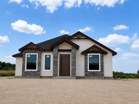 2218 Rio Sabinas, Eagle Pass, TX 78852