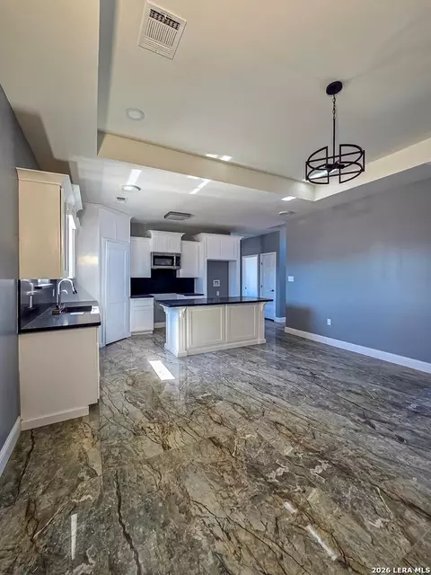 Kitchen - 2870 Garden Vw, Eagle Pass, TX 78852 photo 1 of 7