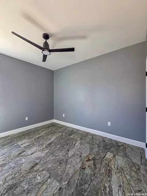 Bedroom - 2870 Garden Vw, Eagle Pass, TX 78852 photo 3 of 4