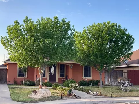 Exterior - 1796 Amanda Ln, Eagle Pass, TX 78852 photo 10 of 10