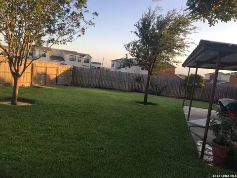 Exterior - 1796 Amanda Ln, Eagle Pass, TX 78852 photo 8 of 10