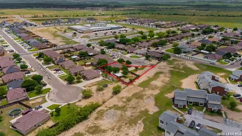 View/Area - 1796 Amanda Ln, Eagle Pass, TX 78852 photo 4 of 8