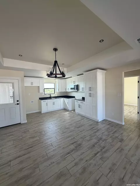 Kitchen - 205 Ghost Rider, Eagle Pass, TX 78852 photo 1 of 1