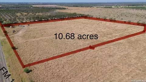 3352 Fm 1590, Quemado, TX 78877