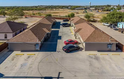639 Las Brisas Dr, Eagle Pass, TX 78852