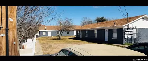 1832 Calle Oaxaca, Eagle Pass, TX 78852