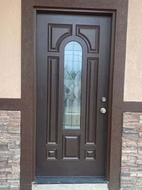 Entry Way - 1956 Quarry St, Eagle Pass, TX 78852 photo 1 of 2