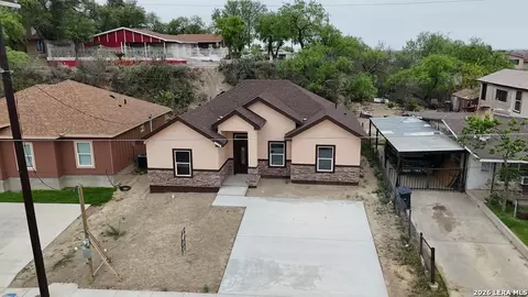 View/Area - 1956 Quarry St, Eagle Pass, TX 78852 photo 11 of 11