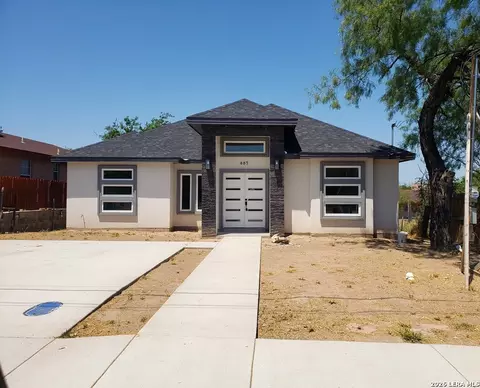 685 Trinity St #N/A, Eagle Pass, TX 78852 photo 2