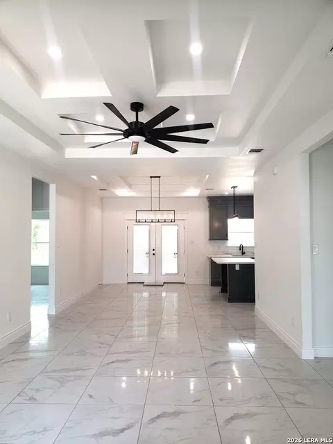 685 Trinity St #N/A, Eagle Pass, TX 78852 photo 9