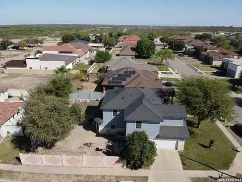 View/Area - 1612 Rio Vista Dr, Eagle Pass, TX 78852 photo 5 of 8