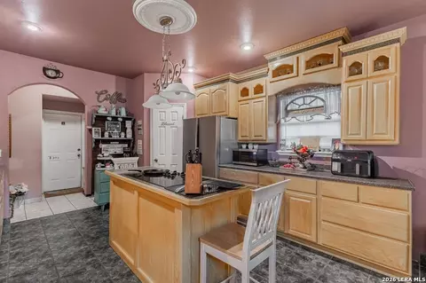 Kitchen - 1612 Rio Vista Dr, Eagle Pass, TX 78852 photo 1 of 2